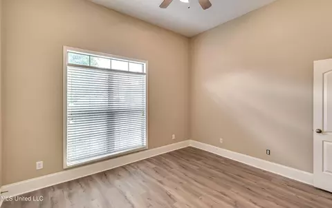 Bedroom - 218 Crescent Ridge Dr, Madison, MS 39110 photo 10 of 10