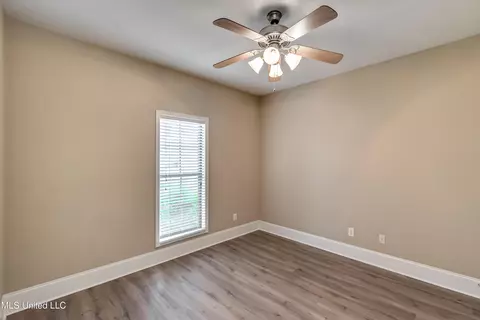 Bedroom - 218 Crescent Ridge Dr, Madison, MS 39110 photo 4 of 10