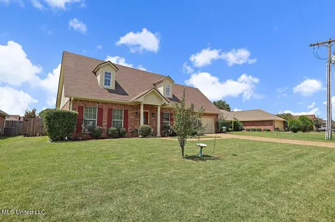 Exterior - 705 Prominence Dr, Flowood, MS 39232 photo 2 of 3