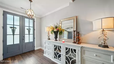 Entry Way - 1717 W Keenlan Dr, Hernando, MS 38632 photo 1 of 10