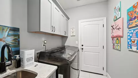 Other - 1717 W Keenlan Dr, Hernando, MS 38632 photo 4 of 15