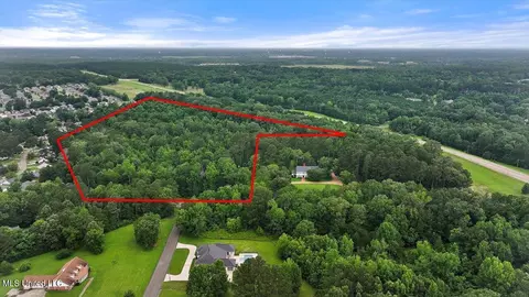 Whitfield Road, Brandon, MS 39042