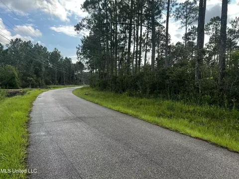 7 Ac Pollock Ferry Rd, Moss Point, MS 39562