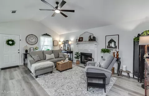 383 Audubon Cir, Brandon, MS 39047 photo 10