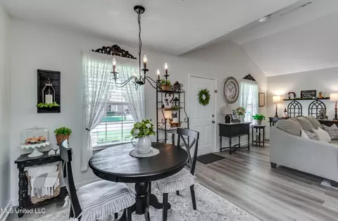 383 Audubon Cir, Brandon, MS 39047 photo 14
