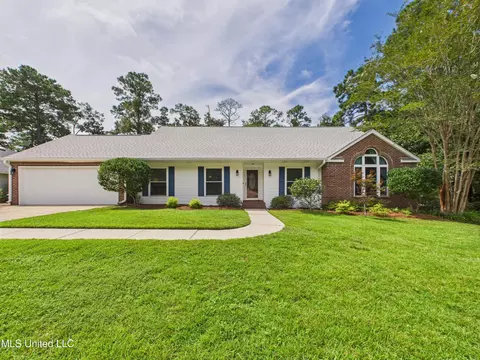 3620 Portree Pl, Ocean Springs, MS 39564
