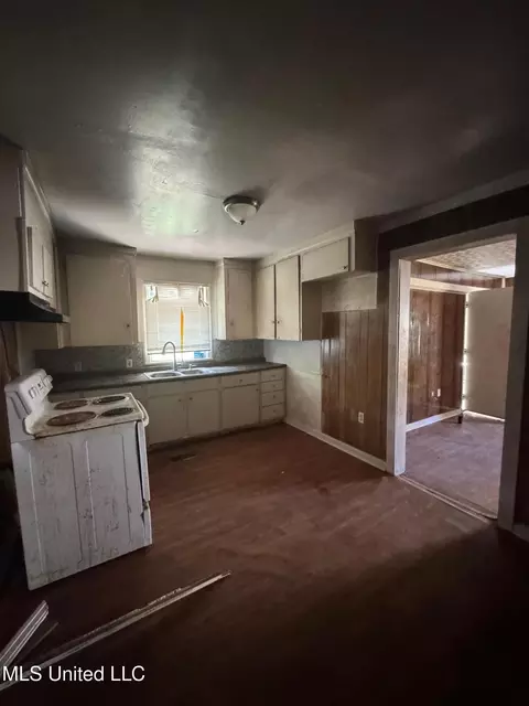 361 Creston Ave, Jackson, MS 39212 photo 8