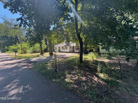 361 Creston Ave, Jackson, MS 39212 photo 19