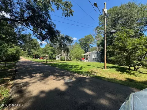 361 Creston Ave, Jackson, MS 39212 photo 17