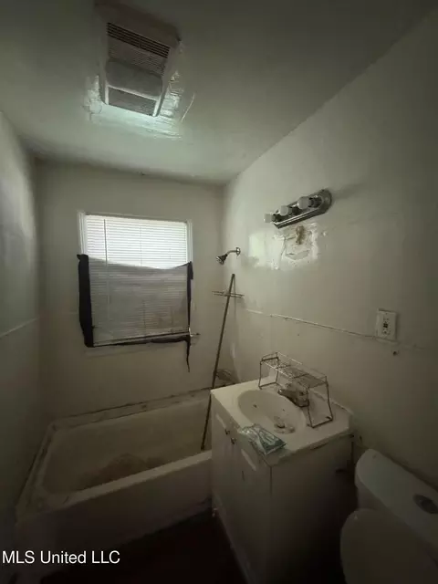 361 Creston Ave, Jackson, MS 39212 photo 10