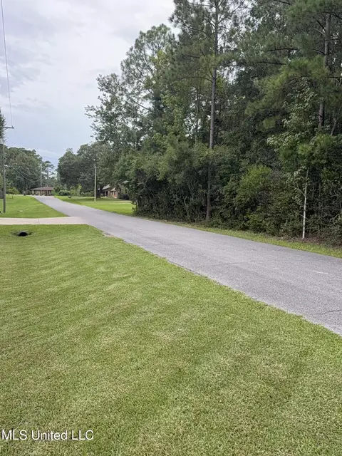Pine Cone Drive, Gautier, MS 39553 photo 4