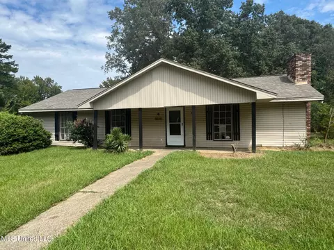 5424 Brookhollow Dr, Jackson, MS 39212