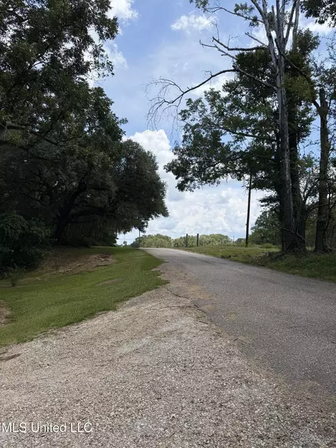 7735 Old Tunica Rd, Saint Francisville, LA 70775