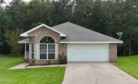16091 Kaila Ct, Gulfport, MS 39503