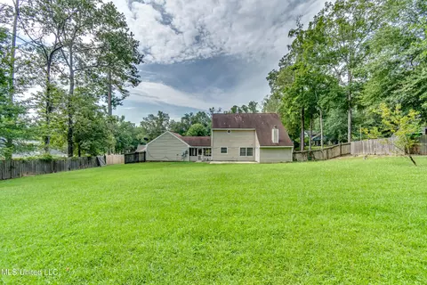 Exterior - 223 Haddon Cir, Brandon, MS 39047 photo 17 of 17