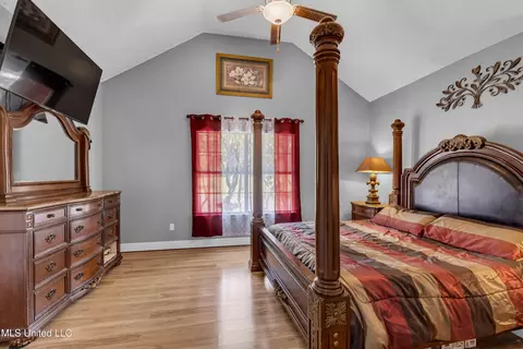 Bedroom - 5701 Juniper Dr, Vancleave, MS 39565 photo 2 of 4