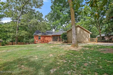 Exterior - 104 Hunter Ct, Madison, MS 39110 photo 8 of 11