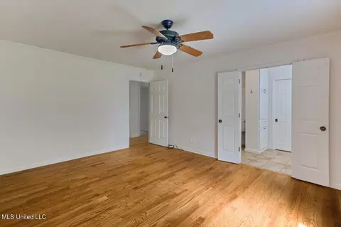 Bedroom - 104 Hunter Ct, Madison, MS 39110 photo 2 of 4