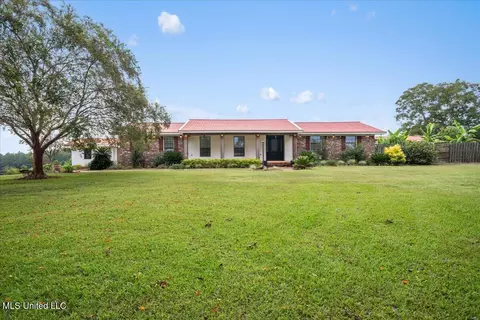22469 Ms-42, Richton, MS 39476