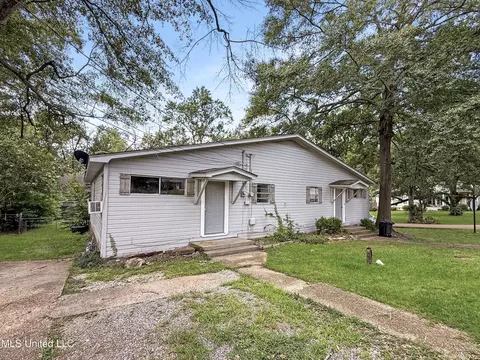 400 College St, Pelahatchie, MS 39145