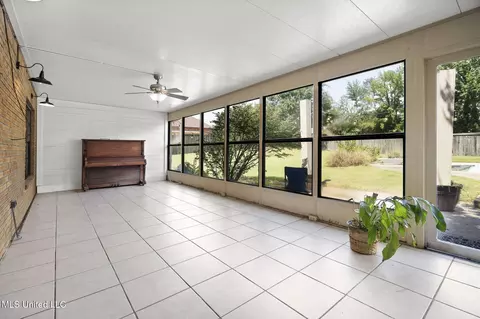 3490 E Plum Point Dr, Olive Branch, MS 38654 photo 23