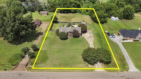 3490 E Plum Point Dr, Olive Branch, MS 38654 photo 30