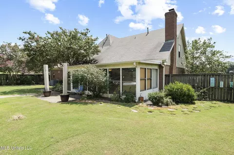 3490 E Plum Point Dr, Olive Branch, MS 38654 photo 25
