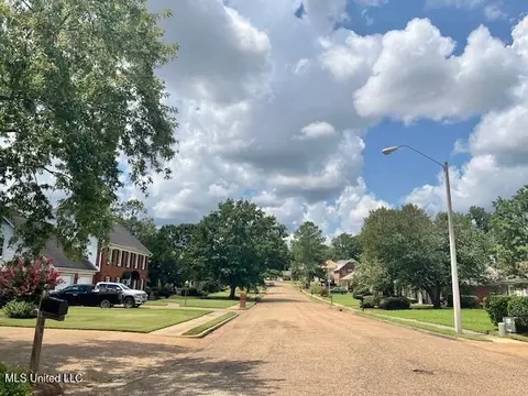 Other - 86 N Crownpointe Dr, Jackson, MS 39211 photo 2 of 14