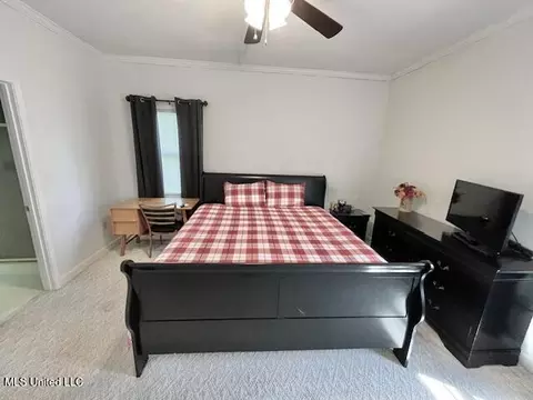 Bedroom - 86 N Crownpointe Dr, Jackson, MS 39211 photo 6 of 13