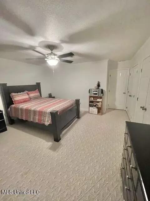 Bedroom - 86 N Crownpointe Dr, Jackson, MS 39211 photo 13 of 13