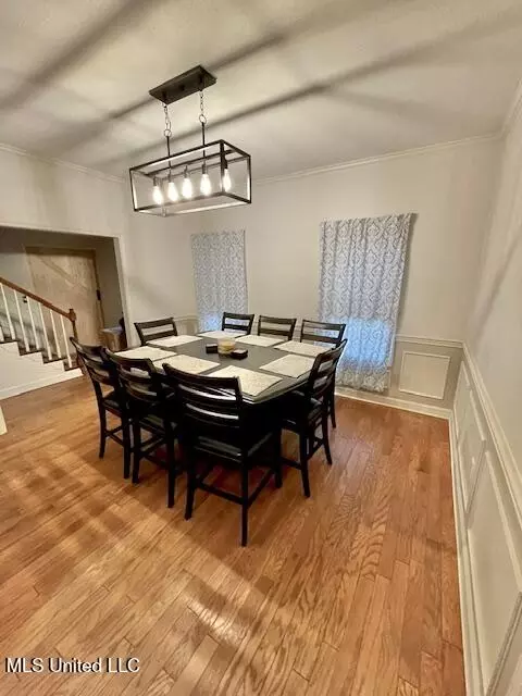Dining - 86 N Crownpointe Dr, Jackson, MS 39211 photo 1 of 3