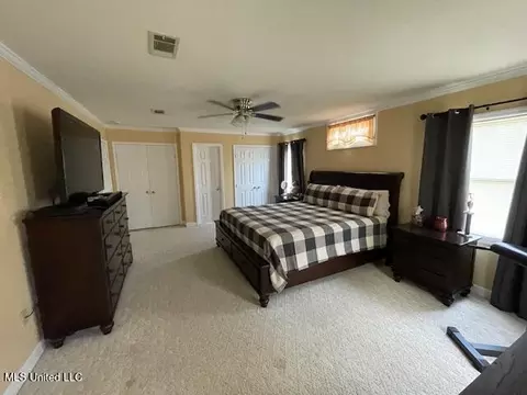 Bedroom - 86 N Crownpointe Dr, Jackson, MS 39211 photo 1 of 13