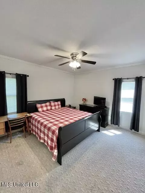 Bedroom - 86 N Crownpointe Dr, Jackson, MS 39211 photo 7 of 13