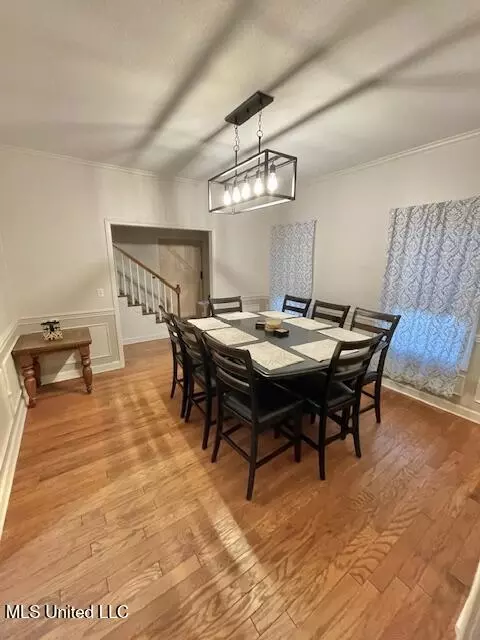 Dining - 86 N Crownpointe Dr, Jackson, MS 39211 photo 2 of 3