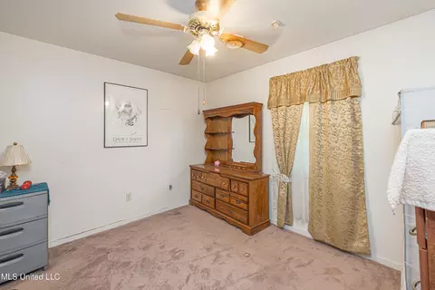 Bedroom - 115 Pine Island Dr, Jackson, MS 39206 photo 3 of 7