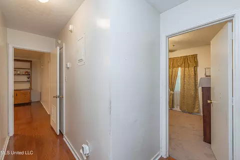 Entry Way - 115 Pine Island Dr, Jackson, MS 39206 photo 1 of 1
