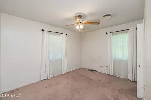 Bedroom - 115 Pine Island Dr, Jackson, MS 39206 photo 1 of 7