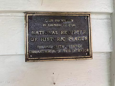 Exterior - 607 State St, Natchez, MS 39120 photo 9 of 9