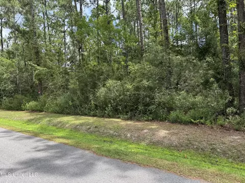 0 Tunica St, Bay Saint Louis, MS 39520