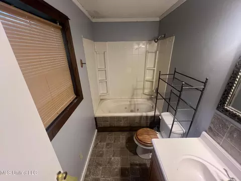 5548 Boots Rd, Moss Point, MS 39562 photo 11