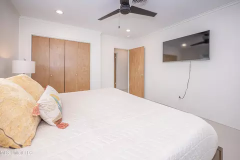 Bedroom - 1210 Harbor Rd, Ocean Springs, MS 39564 photo 11 of 13
