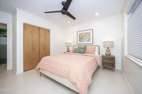 Bedroom - 1210 Harbor Rd, Ocean Springs, MS 39564 photo 7 of 13