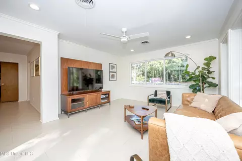 Living - 1210 Harbor Rd, Ocean Springs, MS 39564 photo 3 of 3