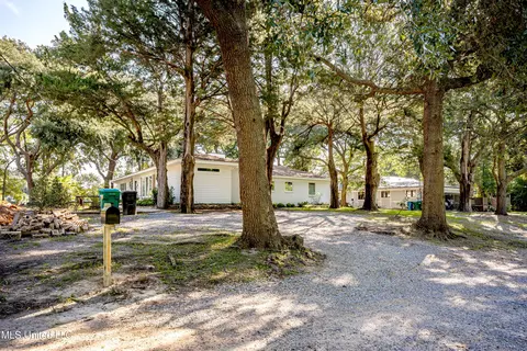 Exterior - 1210 Harbor Rd, Ocean Springs, MS 39564 photo 6 of 24