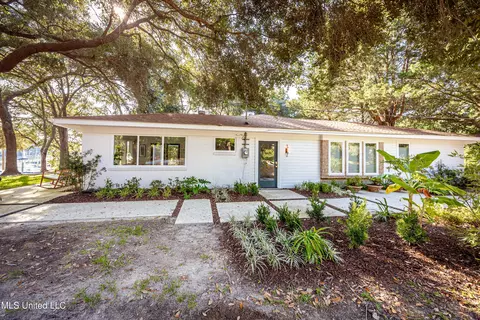 Exterior - 1210 Harbor Rd, Ocean Springs, MS 39564 photo 4 of 24