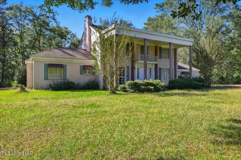 Other - 602 Circle Dr, Mendenhall, MS 39114 photo 3 of 27