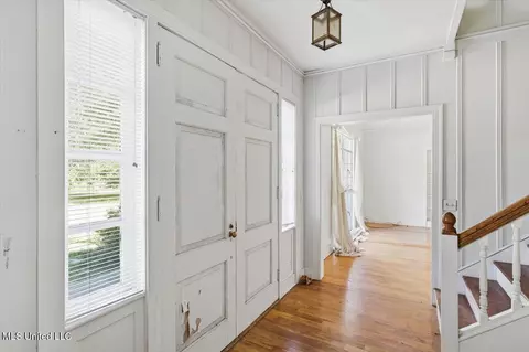 Entry Way - 602 Circle Dr, Mendenhall, MS 39114 photo 1 of 6