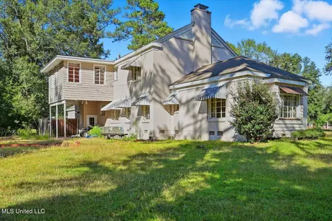 Exterior - 602 Circle Dr, Mendenhall, MS 39114 photo 7 of 14