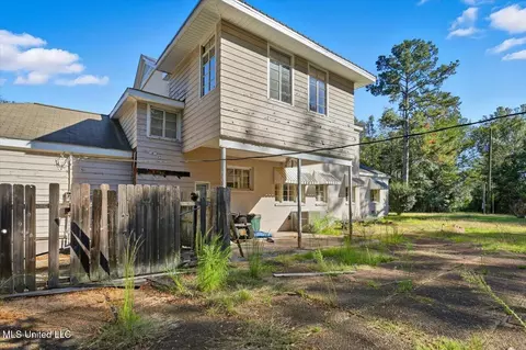 Exterior - 602 Circle Dr, Mendenhall, MS 39114 photo 4 of 14