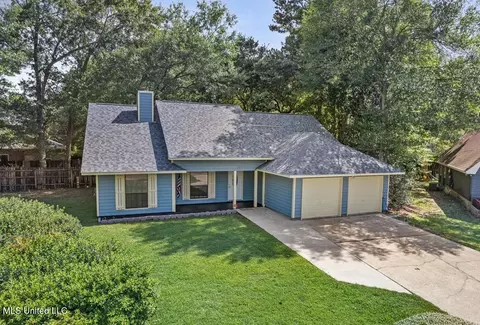 7820 Loa Pl, Diamondhead, MS 39525